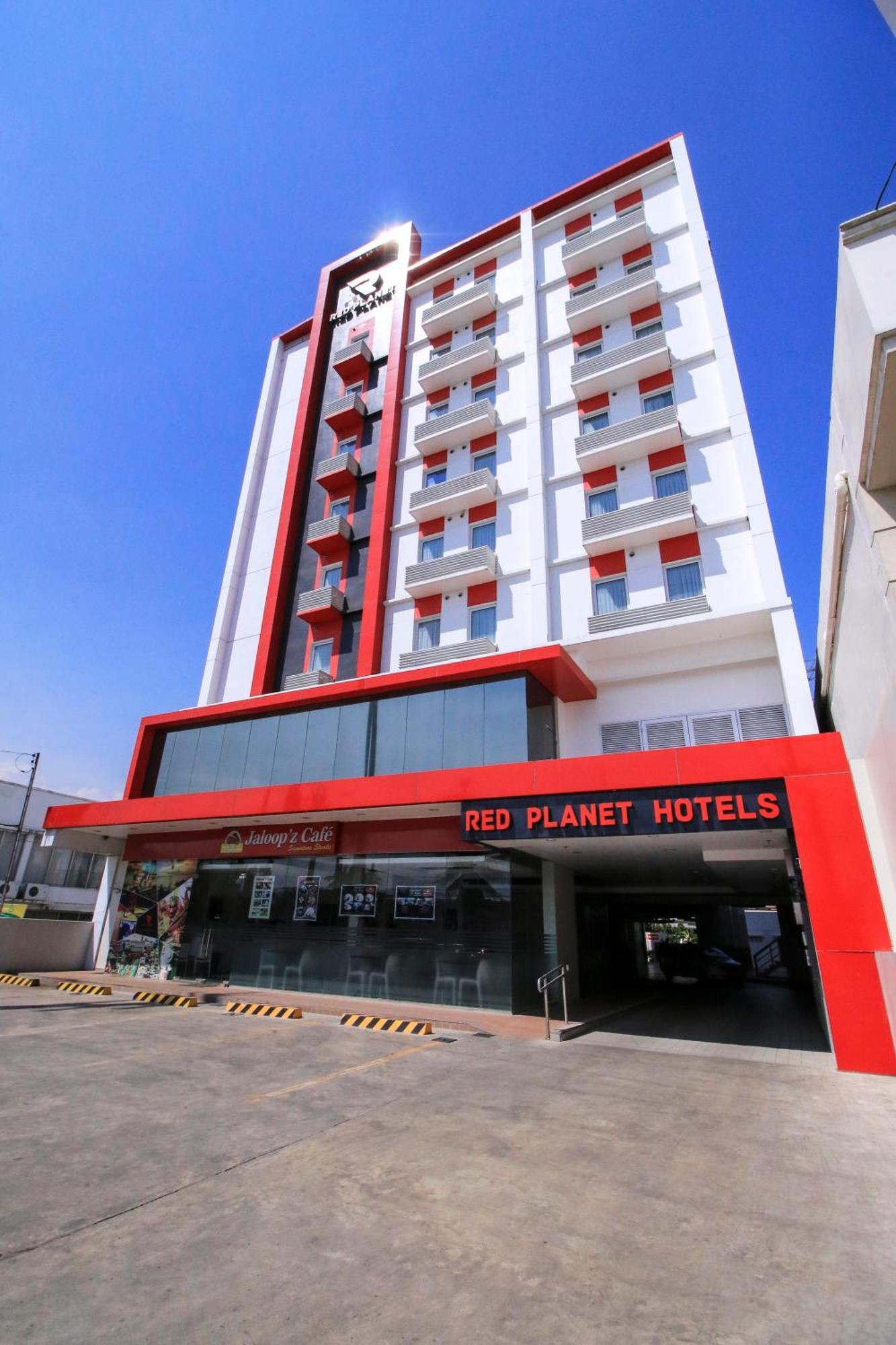 فندق Davao Cityفي  ريد بلانيت دافاو المظهر الخارجي الصورة